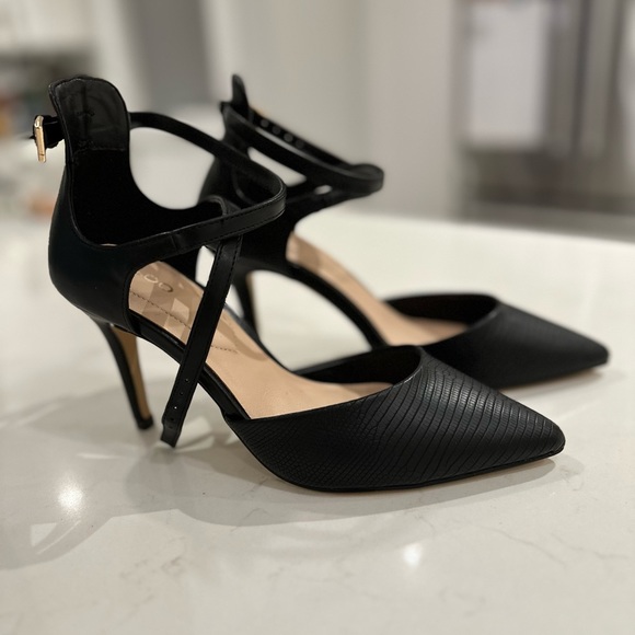 Aldo Thaecia Sandals - Picture 2 of 3